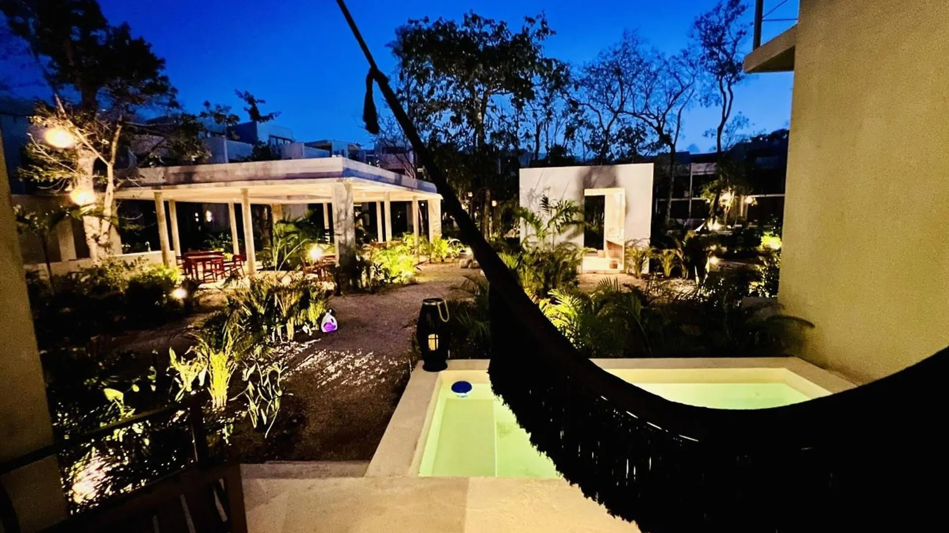 603 Seremonia Selva Private Pool New Apartment King Bed Wifi Tulum Mexico